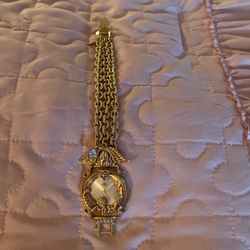 Beautiful gold watch very dressy